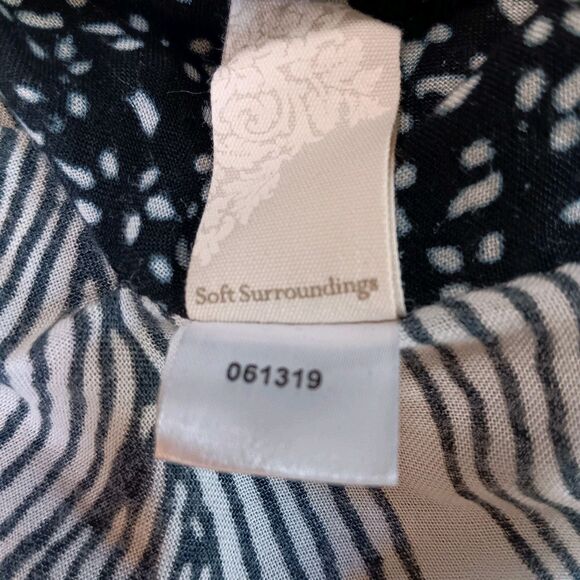 Soft Surroundings Black & White Patchwork Kimono Cardigan One Size Abstract - Picture 12 of 12